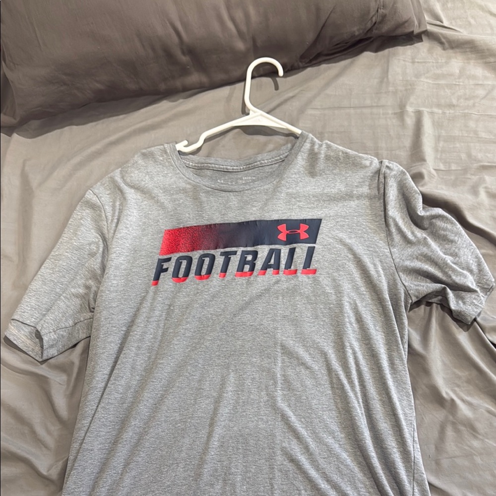 Under Armour Gray Short Sleeve Tee Football Graphic